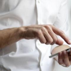 The study is investigating how smartphone technologies can help detect melanomas earlier than usual routine follow-up.